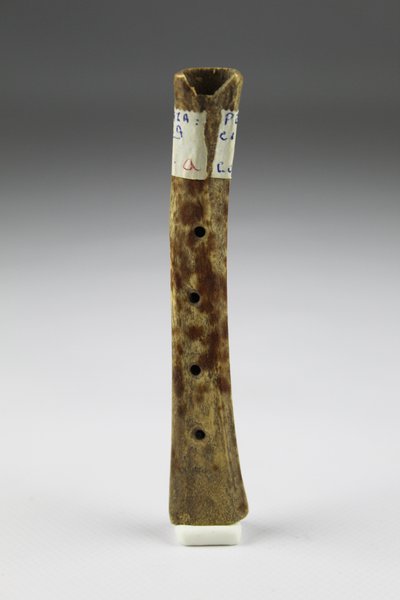 Kena “Nazca-10,8 cm”; Flauta longitudinal