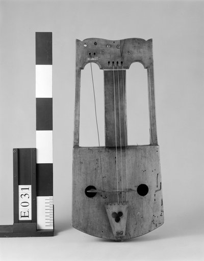 Reconstitution de crwth
