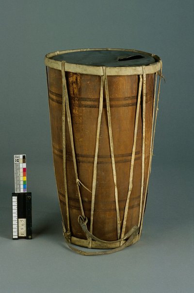 Tambour sur caisse tronconique "joraghayi"