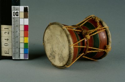 Tambour en sablier "dugdugi"