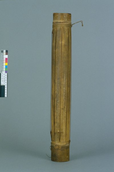 Cithare tubulaire "valiha"