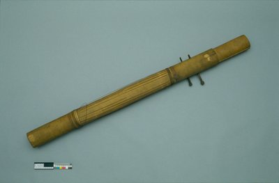 Cithare tubulaire "valiha"