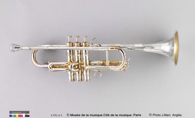 Trompette à pistons en ut mineur