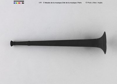 Porte-voix "nyastaranga"