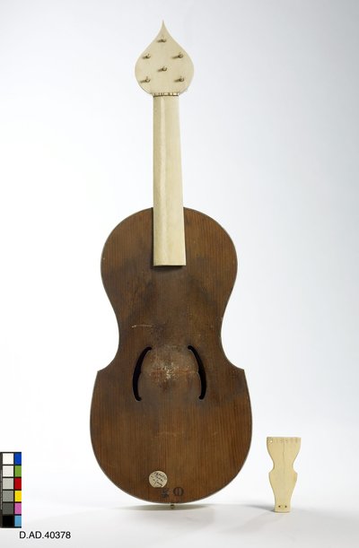 Reconstitution de viole de bras