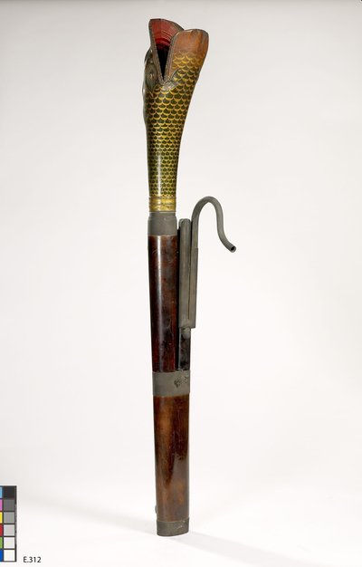Serpent droit dit basson russe