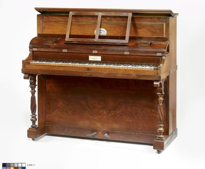 Piano droit