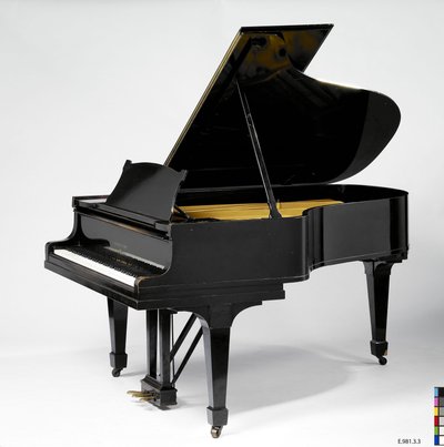 Piano à queue