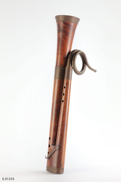 Serpent droit dit basson russe "cimbasso"