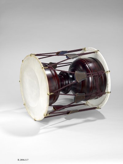Tambour en sablier "changgo"