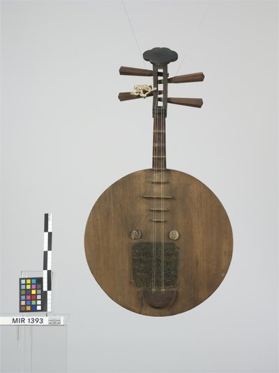 Yüä-tjin (Zargenlaute)
