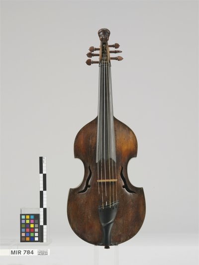 Viola da Gamba (Diskantlage) (ursprünglich Viola d'Amore)