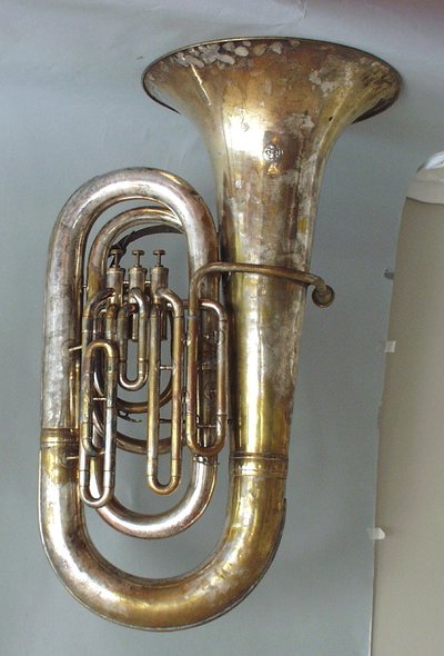tuba