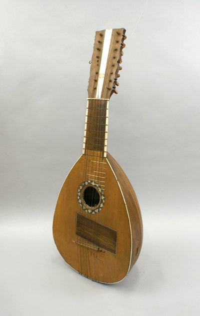 mandolone