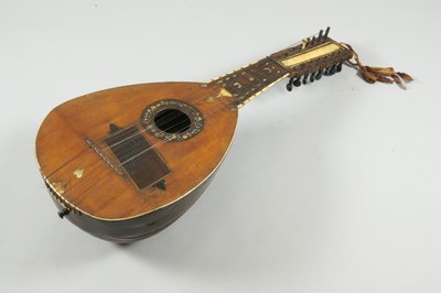 mandolone