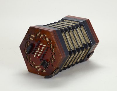 English concertina