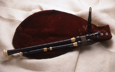 Cornemuse "Cabrette" (Paris auvergnat)