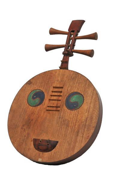 Luth en forme de lune "Yueh Q'in"