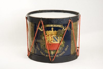 Tambour militaire