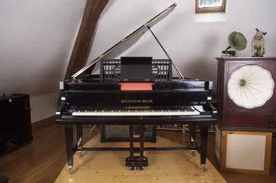Piano pneumatique
