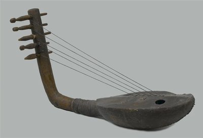 Harpe arquée