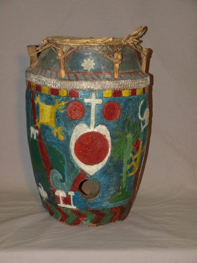 Tambour sur pied historié polychrome