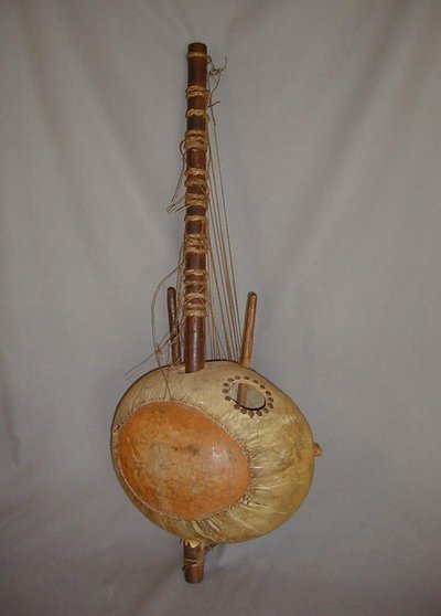 Harpe-luth "Kora" "Soron"