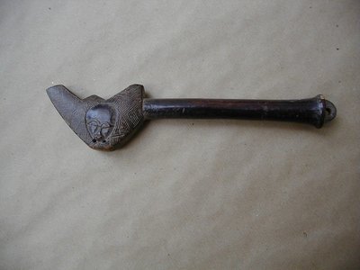 Marteau percuteur