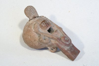 Flûte en terre cuite