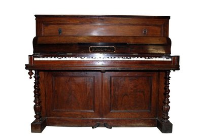 Piano droit