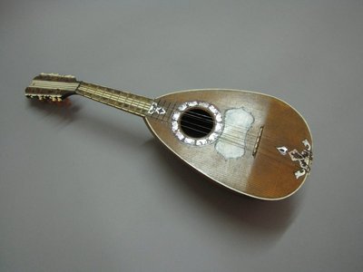 Mandoline napolitaine