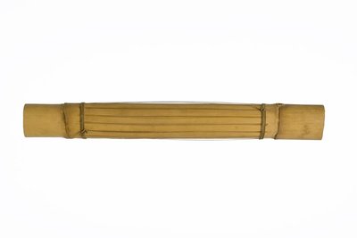 Cithare tubulaire "Valiha"