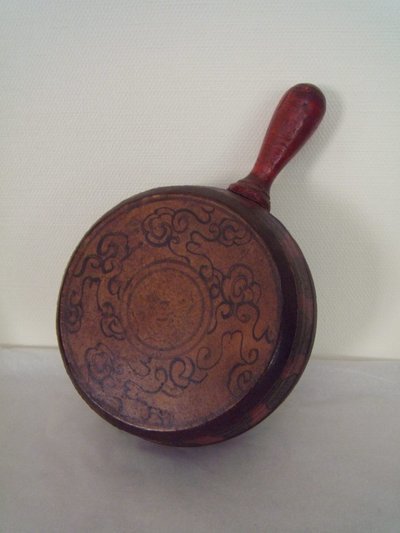 Tambour avec poignée