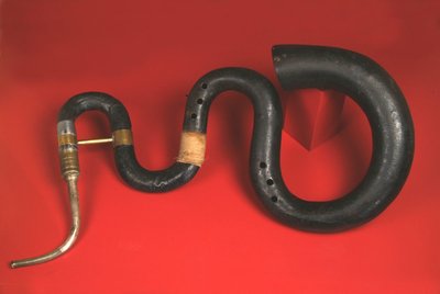 Serpent courbé d'église