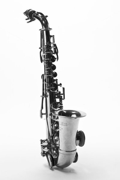 Soprano saxophone. Nominal pitch: B♭.