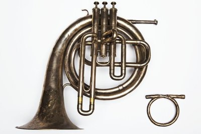 Ballad horn. Nominal pitch: C|/|B♭
