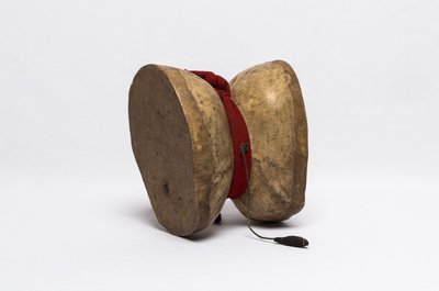 Damaru