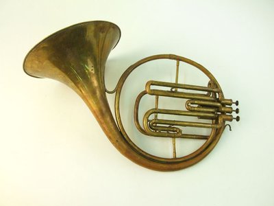 French horn in F