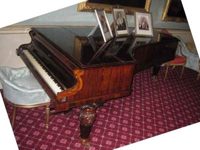 Grand pianoforte