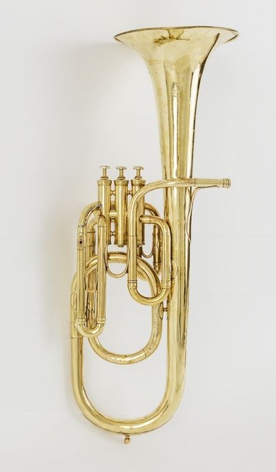 Tenor saxhorn.