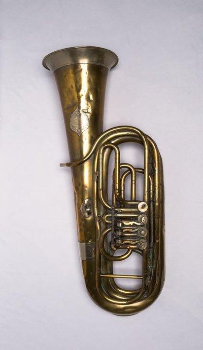 Bass tuba (low B-flat)