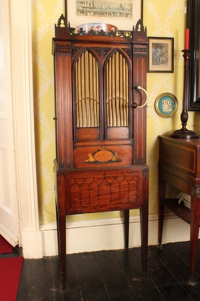 Chamber organ