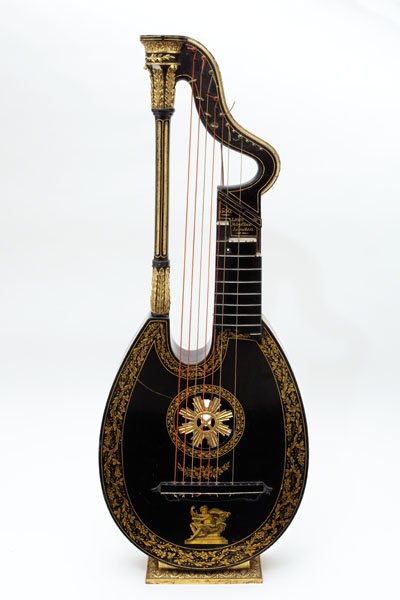 Harp-lute