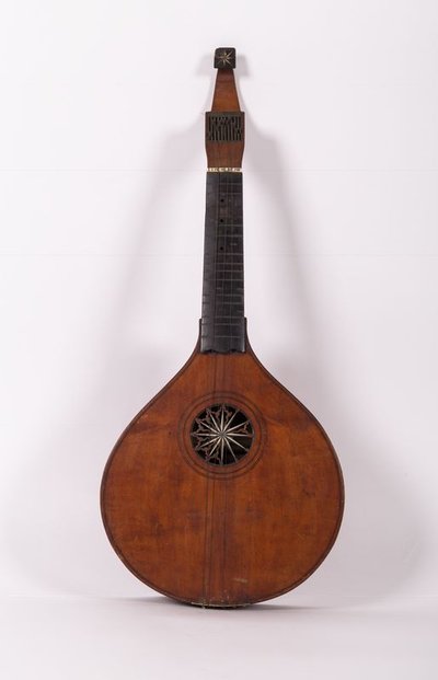 English guitar