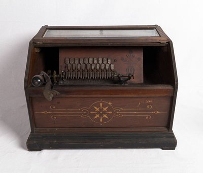 Small bellows organ