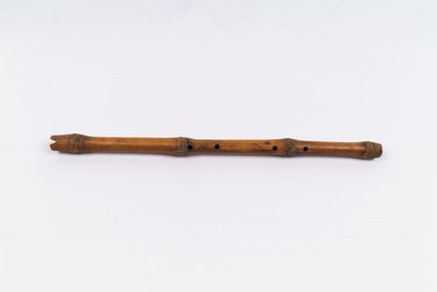 Notched flute