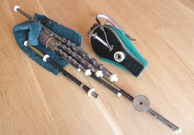 Set of uilleann pipes