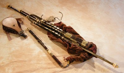 Set of uilleann pipes