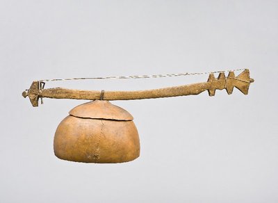 cithare sur bâton