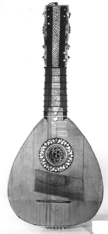 Mandolone